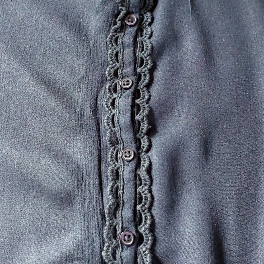 LAST CHANCE:  Superdry navy eyelet lace blouse. - Picture 8 of 9